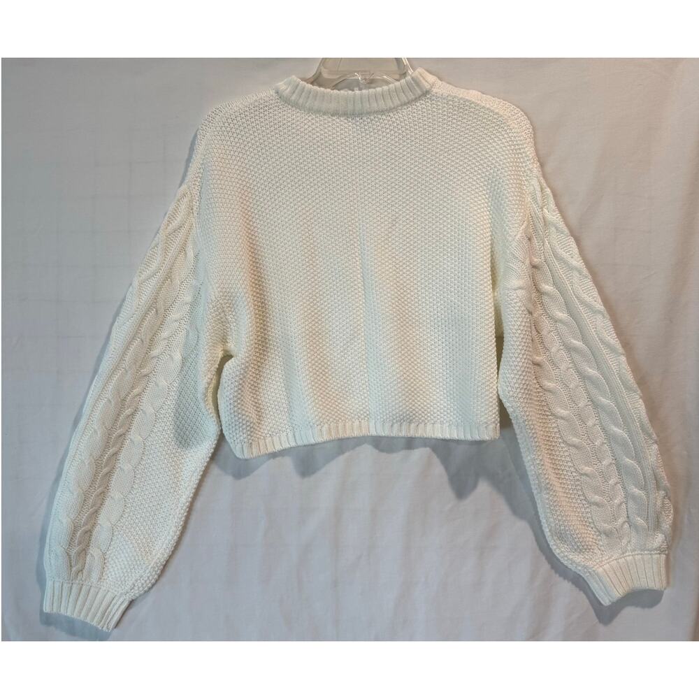 Women's Divided H&M white cropped cable knit sweater puff sleeves medium - Picture 2 of 7